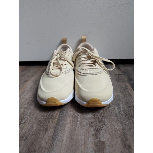 Amazon.com | Nike Air Max Thea Premium Women Nike Air Max Thea Premium Women\'s 8 FJ9304-204 Beach/Metallic Gold/Sail/Beach